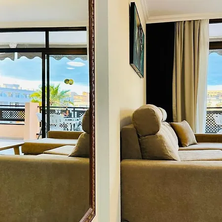 アパート Sunset Apart, Large Terrace, Pool, Location! プエルト・デ・サンティアゴ