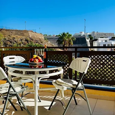 Sunset Apart, Large Terrace, Pool, Location! アパート *