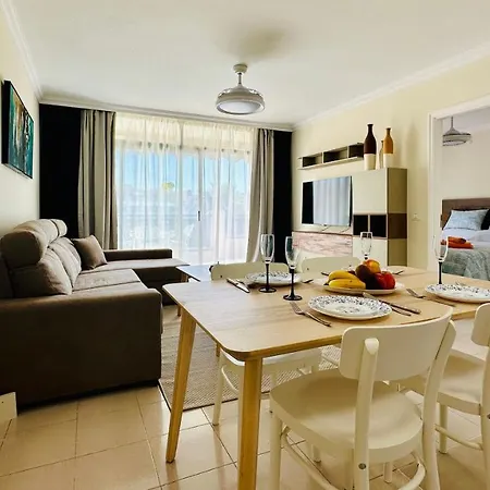 Sunset Apart, Large Terrace, Pool, Location! プエルト・デ・サンティアゴ